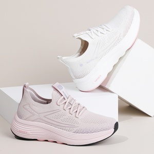 Chaussures de sport Fly Knit personnalisées pour femmes, toutes saisons, pieds larges, course pieds nus, prix d'usine - Product Image 4