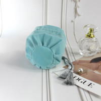 Sac à cordon en velours gaufré personnalisé de luxe, pochette en velours doux haut de gamme pour accessoires de bijoux à pompons, emballage cadeau et rangement