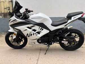 Moto de course sportive OEM d'occasion I <span class=keywords><strong>YZ</strong></span> Big S Guangdong 250cc, vitesse maximale >80 km/h - Product Image 1
