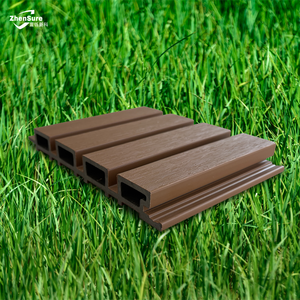 Liberté de conception avec des grilles en WPC co-extrudé durables pour les projets modernes - Product Image 1