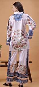 Ensemble coordonné deux pièces pour femmes, respectueux de l'environnement, respirant, ensemble Kurti et pantalon assorti, tenue décontractée élégante et confortable pour toutes les saisons - Product Image 2