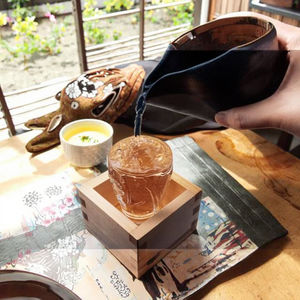 Juego de caja de madera natural con vaso de vidrio para fiesta en casa en Japón Caja de madera hecha a mano - Product Image 5