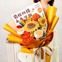 Buket Rajutan Tangan dari Benang Wol dengan Bunga Matahari, Calla Lily, dan Mawar Merah - Suvenir Wisuda Rajutan Grosir Pabrik