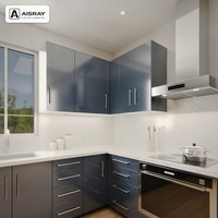 Meuble de cuisine moderne ultra-brillant avec portes à panneaux, aménagement en U, dimensions personnalisées, rangement par tiroirs et boîtes en panneaux de particules