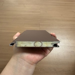 Volets roulants isolés en aluminium sur mesure, portes de <span class=keywords><strong>garage</strong></span> de sécurité automatiques et manuelles de luxe pour villas, vente en gros pour fabricants - Product Image 6