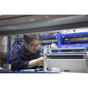 Cortadora <span class=keywords><strong>de</strong></span> tarjetas <span class=keywords><strong>de</strong></span> visita <span class=keywords><strong>de</strong></span> velocidad rápida VIcut A4 postal/saludo/máquina cortadora <span class=keywords><strong>de</strong></span> tarjetas <span class=keywords><strong>de</strong></span> visita - Product Image 6