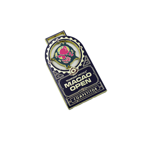 Medalla Giratoria de Aleación de Zinc de Alta Calidad, Personalizada, Chapada en Oro Shiy, con Esmalte Duro y Cordón Fantástico - Product Image 2