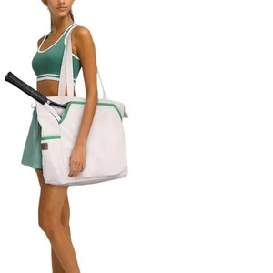 <span class=keywords><strong>Sac</strong></span> de <span class=keywords><strong>sport</strong></span> en toile réutilisable personnalisé pour femmes, grand <span class=keywords><strong>sac</strong></span> de tennis pour raquettes avec logo imprimé - Product Image 4