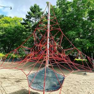Filet <span class=keywords><strong>de</strong></span> grimpeur en corde pyramidale rotative en <span class=keywords><strong>escalade</strong></span> renforcée Les enfants jouent activement avec des trampolines Combinaison <span class=keywords><strong>de</strong></span> matériaux à <span class=keywords><strong>base</strong></span> d'extérieur - Product Image 1