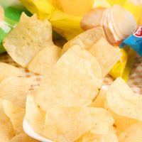 Groothandel 70G Hete Loempia Chips Verschillende Gearomatiseerde Gepofte Voedingsmiddelen Halfzachte Textuur Legt Merk Exotische Fruitgroentesnacks