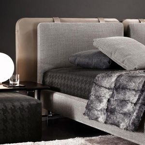 Muebles modernos <span class=keywords><strong>de</strong></span> lujo para dormitorio, juegos <span class=keywords><strong>de</strong></span> cama <span class=keywords><strong>de</strong></span> tamaño King <span class=keywords><strong>de</strong></span> Hotel, doble plataforma tapizada <span class=keywords><strong>de</strong></span> madera sólida individual, marco <span class=keywords><strong>de</strong></span> Base, cabecero <span class=keywords><strong>de</strong></span> listón - Product Image 3