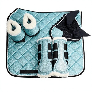 Tapis d'équitation sans selle avec étriers |   Selle sans arceau doublée en polaire |   Équipement d'équitation respirant et polyvalent - Product Image 1