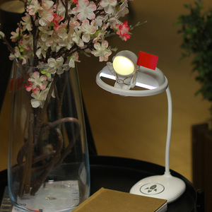 Astronaut Style Desk Lamp LED Touch Control USB Rechargeable Battery Powered Children Bedroom Night Light Folding Lamp - Product Image 3