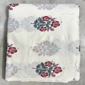 Tela de Algodón Estampada en Bloque, Ecológica, Ligera, para Coser, Tapicería, Cortinas, Confección de Vestidos, Hecha a Mano en India, con Diseño Floral - Product Image 5