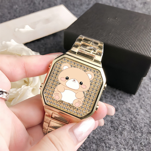 Reloj de Cuarzo Cuadrado de Diseño Minimalista y Elegante de la Marca Española Touses, con Incrustaciones de Diamantes - Product Image 6