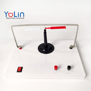 Démonstrateur de l'expérimentation d'Oersted, instrument pédagogique de physique pour vérifier le champ magnétique autour d'un conducteur portant courant en laboratoire - Product Image 1
