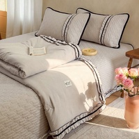 Parures de lit de qualité supérieure en couleur unie, tailles Queen et King, collections personnalisées avec design à volants, ensemble de couette et de couvre-lit