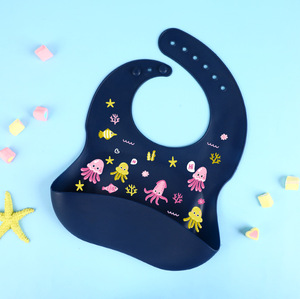 Bavoir pour bébé imprimé personnalisé de haute qualité CHINFAI pour fille et garçon, bavoir jetable en papier pour bébé pour <span class=keywords><strong>restaurant</strong></span> - Product Image 6