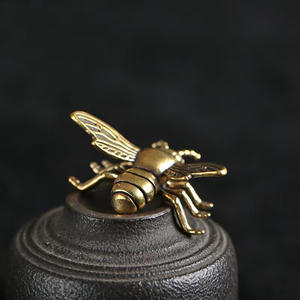 Nuova collezione di decorazioni da scrivania per ufficio fatte a mano in rame puro e creativo Mini ape per ufficio artigianato regalo in metallo - Product Image 3