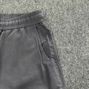 <span class=keywords><strong>Pantaloni</strong></span> larghi in tessuto di <span class=keywords><strong>lino</strong></span> <span class=keywords><strong>grigio</strong></span> <span class=keywords><strong>pantaloni</strong></span> di canapa Casual leggeri per gli uomini su misura <span class=keywords><strong>pantaloni</strong></span> con coulisse a gamba dritta - Product Image 6