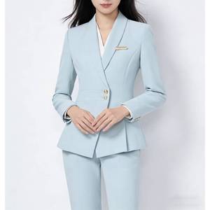 ชุดสูทสีฟ้าอ่อนทรงเข้ารูปสำหรับผู้หญิง - ชุดเบลเซอร์และกางเกงขายาว 2 ชิ้น สำหรับใส่ทำงานและโอกาสทางการ - Product Image 2