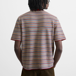 Camiseta a rayas elegante con rayas horizontales multicolores vibrantes y cuello rojo en contraste Tela de mezcla de algodón suave y cómoda - Product Image 5
