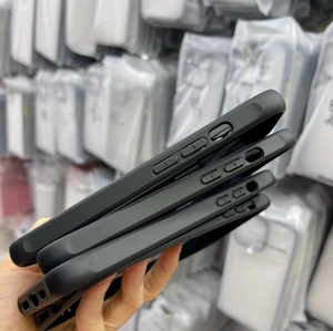 GSCASE lujo a prueba de golpes armadura piel sensación mate cubierta dos en uno <span class=keywords><strong>cargador</strong></span> inalámbrico funda de teléfono para IPhone 14 Pro - Product Image 2