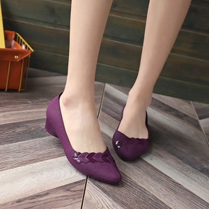 Sexy Pointed Toe slip on pvc chaussures officielles femmes sandales à enfiler talon carré dames sandales avec plate-forme pour la vente en gros. - Product Image 4