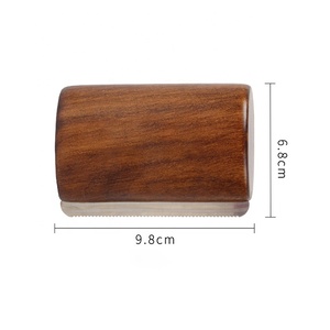 <span class=keywords><strong>Brosse</strong></span> professionnelle en bois de Style classique pour poils d'animaux, peigne de coupe, outil de toilettage, <span class=keywords><strong>brosse</strong></span> de cheveux de <span class=keywords><strong>cheval</strong></span>, livraison gratuite - Product Image 2