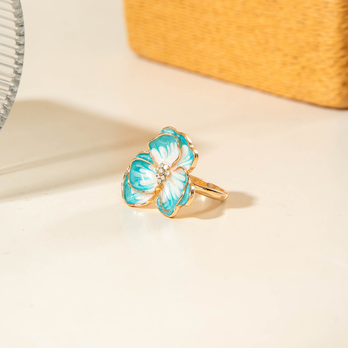 R082-5 Cyan