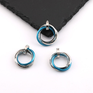 Pendentif géométrique en alliage à trois anneaux pour la fabrication de colliers, formes carrées et circulaires, composants de bijoux en métal plaqué - Product Image 3