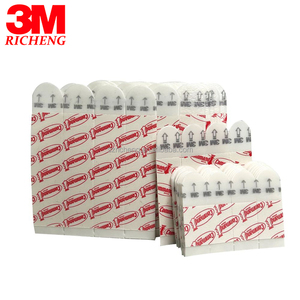 Strisce di ricambio 3M 17020 Command piccole, medie e grandi, biadesive, per fissaggio a parete, strisce di ricambio. - Product Image 4