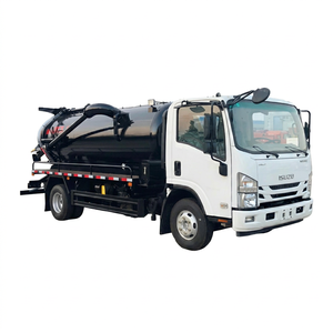 Camion-citerne à eaux usées et fosses septiques Isuzu KV100 42 Diesel manuel avec réservoir de 6 mètres cubes équipé d'une pompe à vide à anneau d'eau - Product Image 1