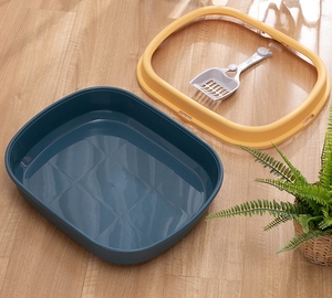 Bac à litière pour chat en plastique 6 couleurs Semi-fermé Toilette pour chien Bac à litière pour chat avec pelle - Product Image 4