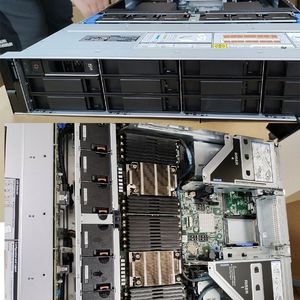เซิร์ฟเวอร์แร็ค R750XS พร้อม Xeon Silver 4316 16SFF SAS NVMe SSD 2*1400W 2U - Product Image 2