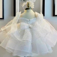 Robe de soirée élégante et moelleuse pour filles, avec paillettes brillantes et coupe unique, idéale pour anniversaires, mariages et occasions formelles