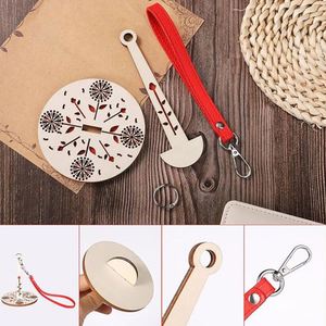 Wholesale Portable Wristband Yarn Rack Wooden Yarn Ball WatchRackwith LeatherWristband KnittingCrocheting Craft - Product Image 3