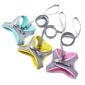 อุปกรณ์สัตว์เลี้ยงขายส่ง เสื้อกั๊กสะท้อนแสงแบบปรับได้ ระบายอากาศได้ดี สำหรับลูกสุนัขและแมว สายรัดอกแบบเป้สะพายหลังสำหรับสุนัขพันธุ์เฟรนช์บูลด็อก พร้อมสายจูง - Product Image 4