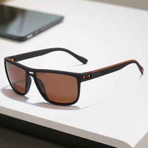 Gafas de sol para hombre, rectangulares, polarizadas, UV400, con montura completa, deportivas, para conducir - Product Image 1