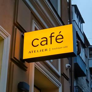 Enseigne lumineuse LED ronde personnalisée, signalétique suspendue avec logo en relief pour restaurant, café, boutique, devanture de magasin extérieure. - Product Image 3