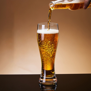 Verres à bière soufflés à la main avec logo personnalisé, verres à vin de football mondial, ensemble de verres à bière pas chers, verres à bière Pilsner artisanaux transparents – Vente en gros - Product Image 5