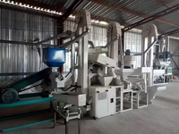 Machine complète de décorticage du riz automatique 1 tonne par heure en acier au carbone, multifonction pour maïs/blé/sorgho, moteur 380V triphasé