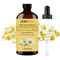 Huile essentielle de camomille, matière première pour l'aromathérapie, huile essentielle naturelle pour la fabrication de bougies, fournie par l'usine