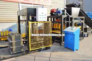 Machine à fabriquer des blocs de ciment creux QT4-25 entièrement automatique pour projets de construction - Product Image 2