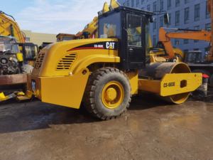 Rodillo de carretera usado Caterpillar Cat de excelente funcionamiento, rodillo de carretera de gato como nuevo, a precio barato, con el que se puede usar, en el caso de un gato, en el caso de una Caterpillar Cat, en el caso de una venta al por mayor - Product Image 4