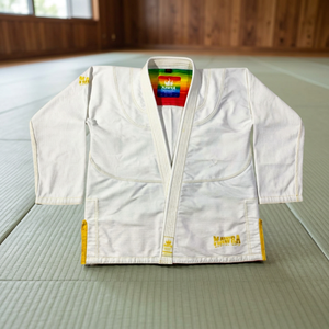 ชุดยูโดบราซิลเลี่ยนยิวยิตสู (BJJ Gi) สำหรับทุกเพศ ได้รับการรับรองจาก IBJJF ผ้าเพิร์ลวีฟ ทนทาน โลโก้ด้านหน้า แห้งเร็ว ปรับแต่งได้ - Product Image 2