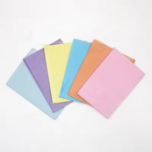 Bavaglini Monouso Impermeabili Haikedi di Classe I a 3 Strati per Protezione Personale e Igiene per Pazienti Odontoiatrici - Product Image 4