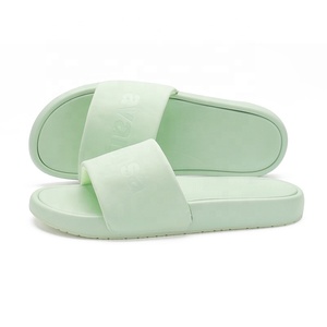 <span class=keywords><strong>Ciabatte</strong></span> Personalizzate <span class=keywords><strong>Super</strong></span> <span class=keywords><strong>Morbide</strong></span> Henghao Nuovo Stile Designer per Uomo e Donna Pantofole da Casa e Doccia per Uomo 2025 - Product Image 6