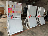 Support d'affichage de panneaux solaires moderne personnalisé avec design écologique, cadre métallique verrouillable, éclairage LED et pour la construction