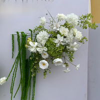 Arrangement floral en soie blanche et verte fait main, bouquet personnalisé, décoration de mariage, centre de table en fleurs artificielles